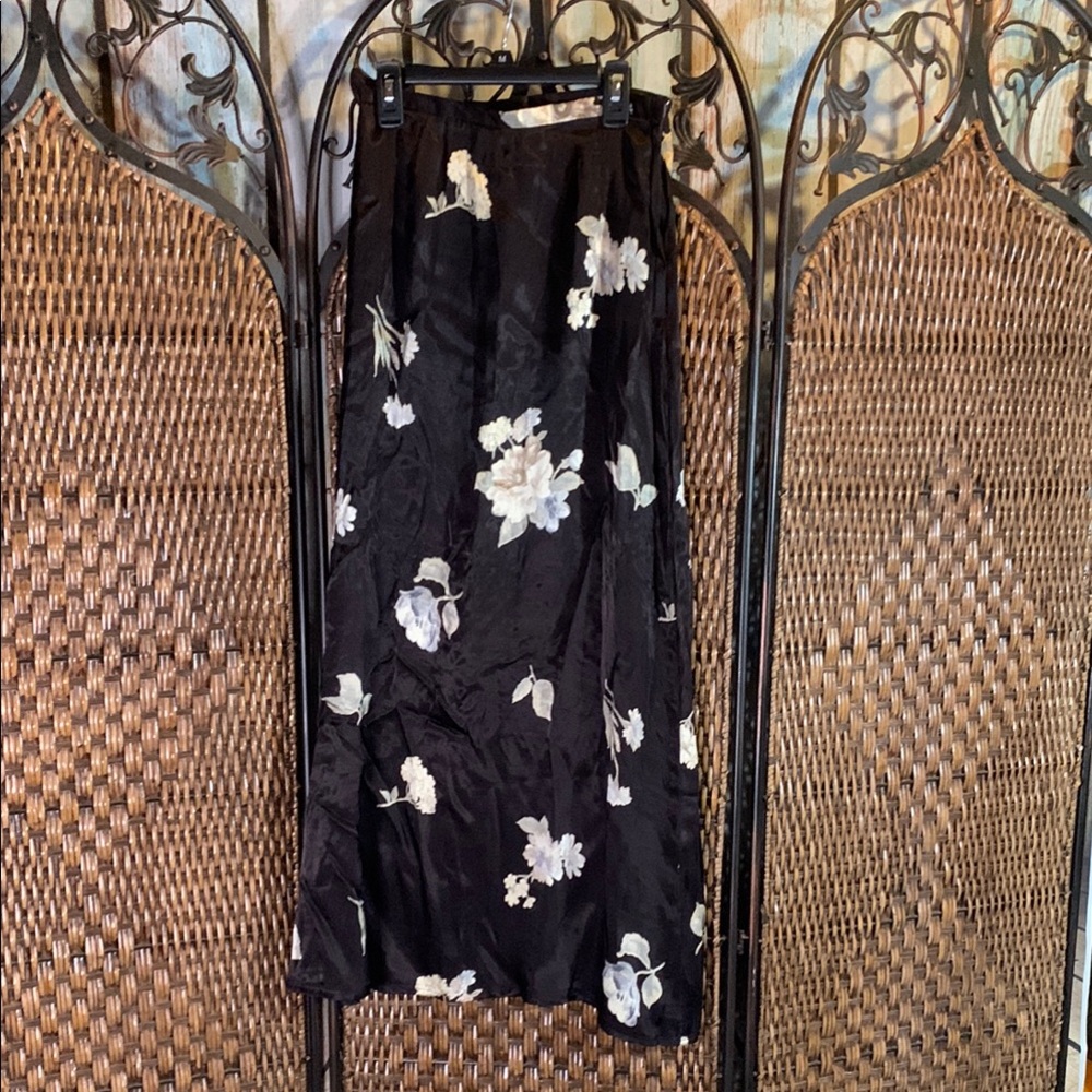 Vintage 90’s In Moda Silky Floral Brown Skirt Size 3